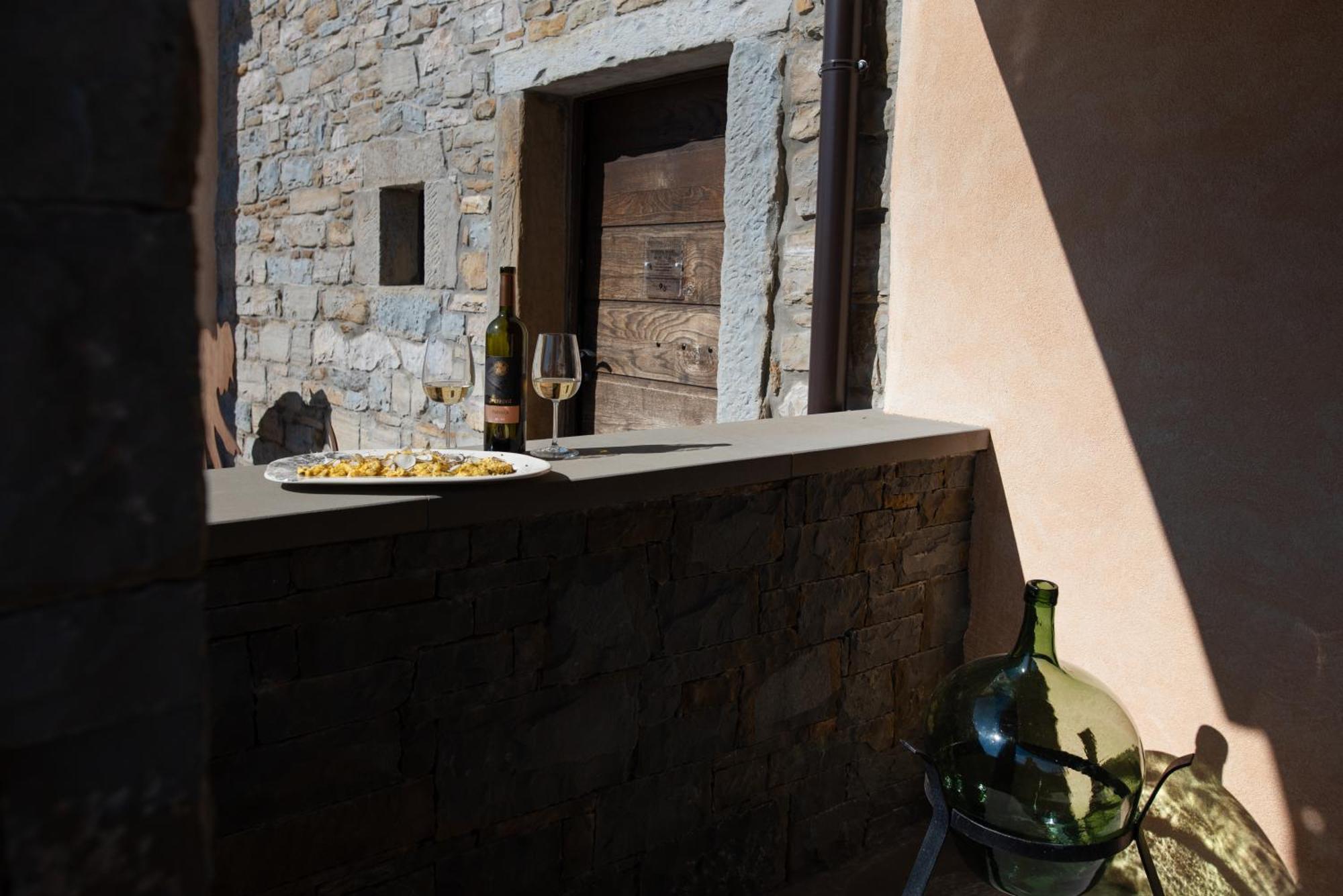 Truffle House Karlic Apartment Buzet Exterior photo