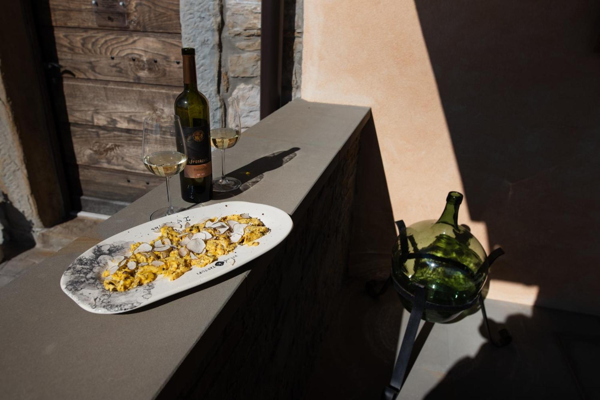 Truffle House Karlic Apartment Buzet Exterior photo